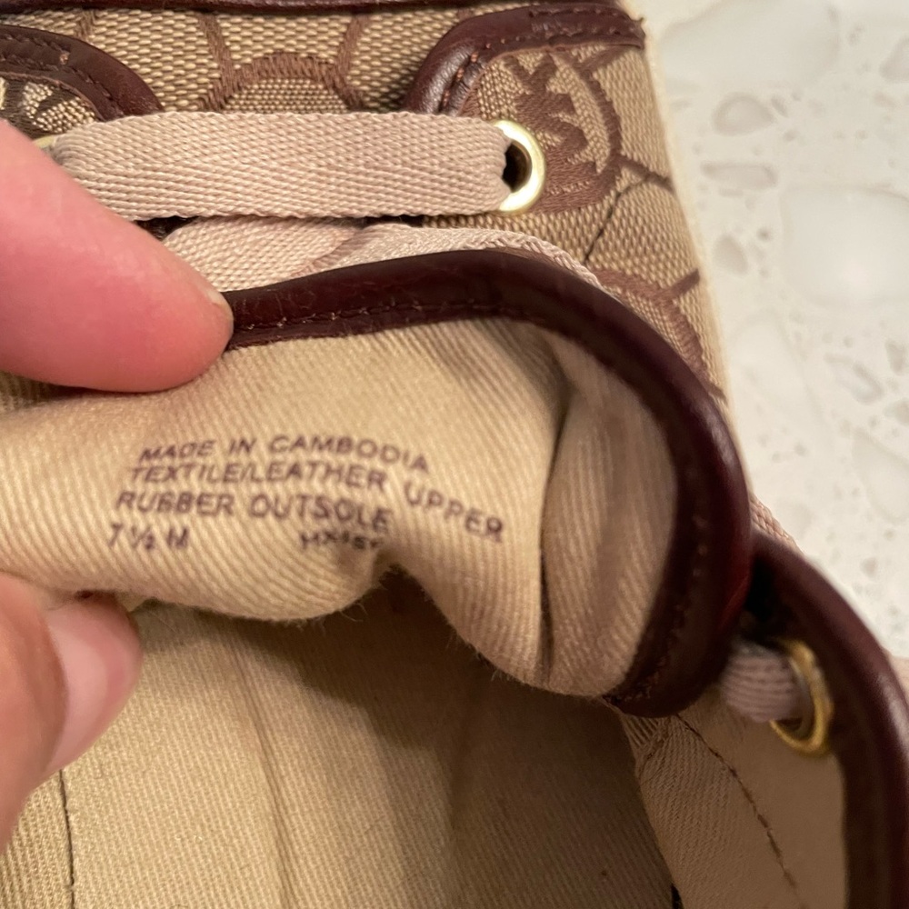 MICHAEL KORS  Tan and Brown Women's Sneakers Size 7.5 - Picture 9 of 9